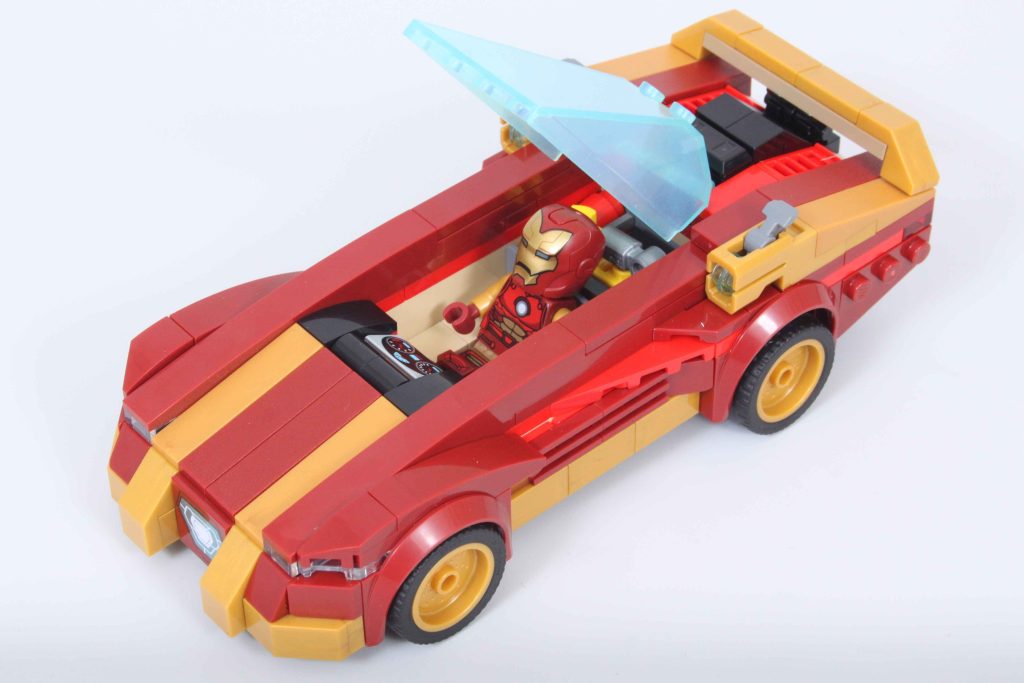 LEGO Marvel 76310 Iron Man Car Black Panther vs. Red Hulk review 19 1024x683