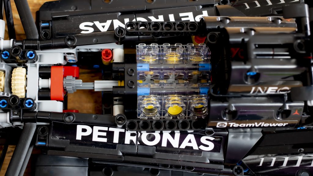 LEGO Technic 42171 Mercedes AMG F1 W14 E Performance 31 1024x576