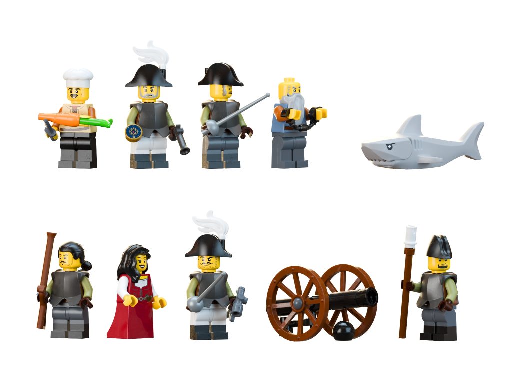 LEGO Bricklink series 8 coconut cape fan design 3 1024x768