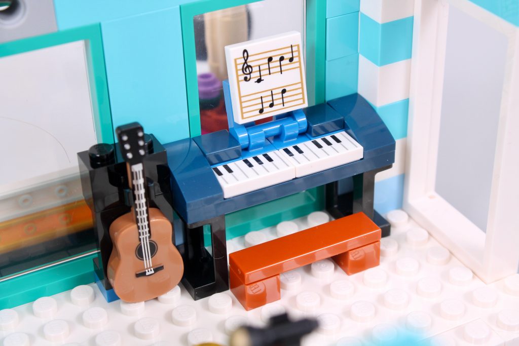 LEGO Friends 41748 Heartlake City Community Center review 19 1024x683