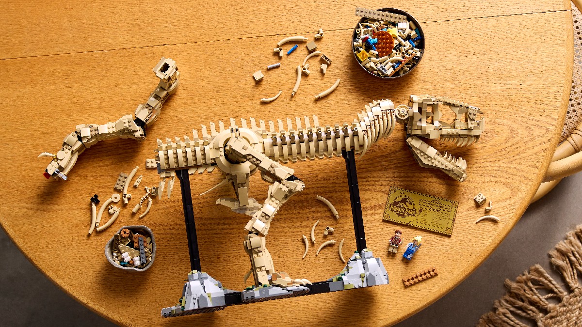 LEGO Jurassic Park is about to innovate brick-built joints