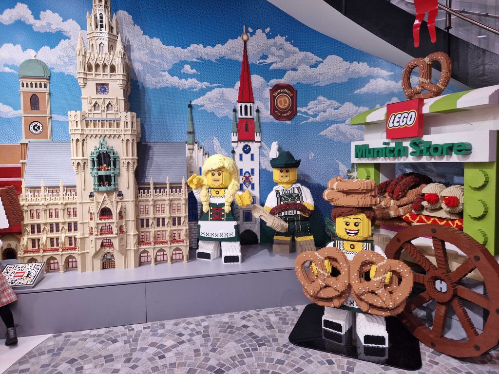 LEGO Store Munich Marienplatz 1024x768