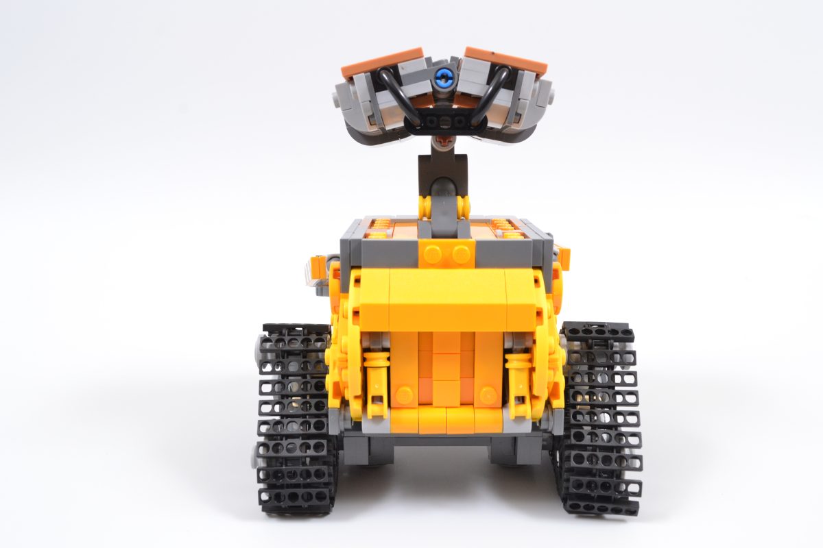 LEGO Disney 43279 WALL E and EVE 5 1200x800