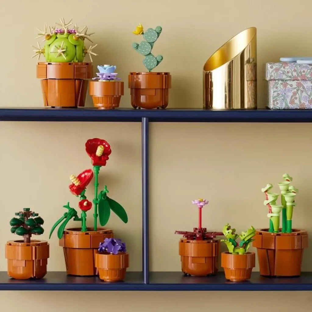 LEGO Icons 10329 Tiny Plants 4 1024x1024