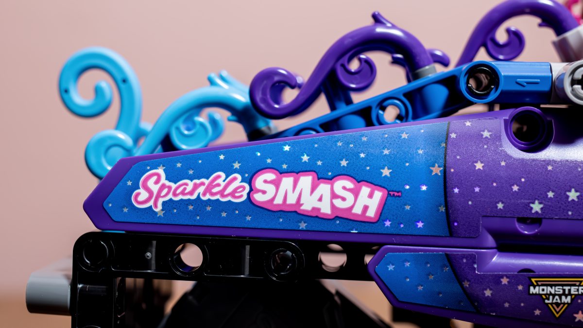 42220 Monster Jam Sparkle Smash 8 1200x675