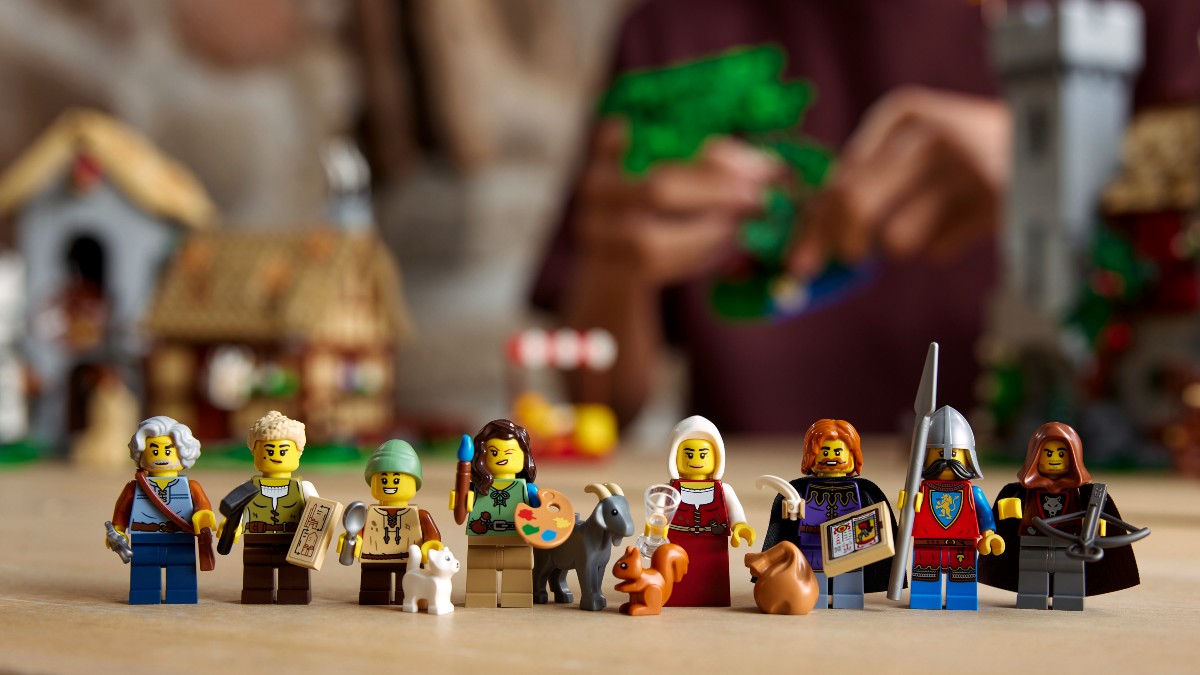 LEGO says some stories from 10332 Medieval Town Square have been ‘saved for another set’