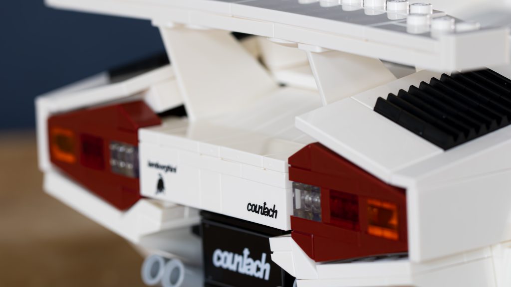 LEGO Icons 10337 Lamborghini Countach 5000 Quattrovalvole 38 1024x576