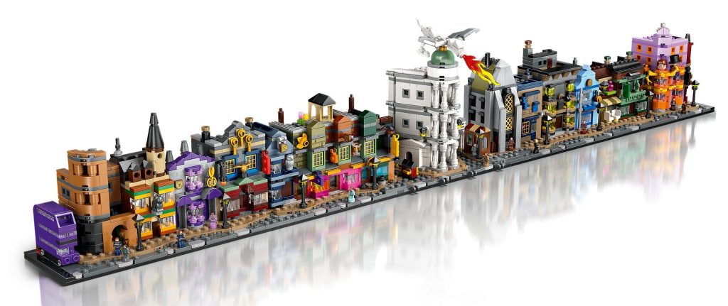 LEGO 76444 Harry Potter Magiczne sklepy na Ulicy Pokatnej zawartosc3 1024x431