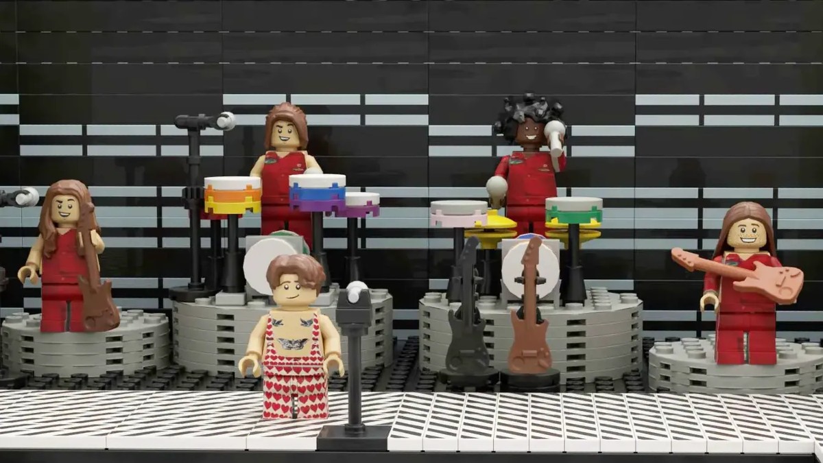 Harry Styles soars quickly into LEGO Ideas third 2023 review