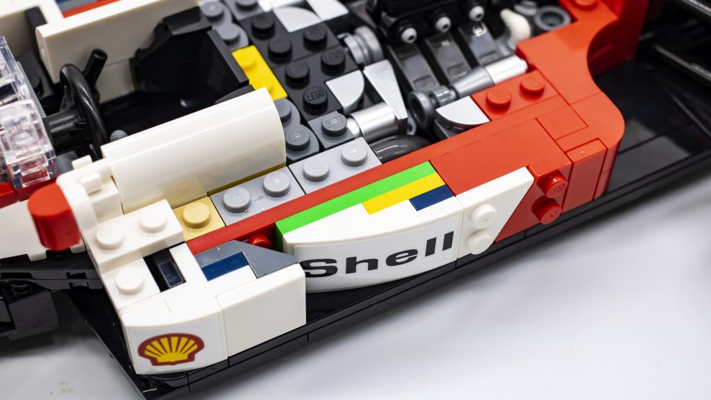 LEGO Icons 10330 McLaren MP4 Ayrton Senna 18 1024x576