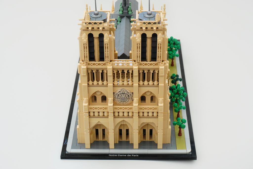 LEGO Architecture 21061 Notre Dame de Paris review 39 1024x683
