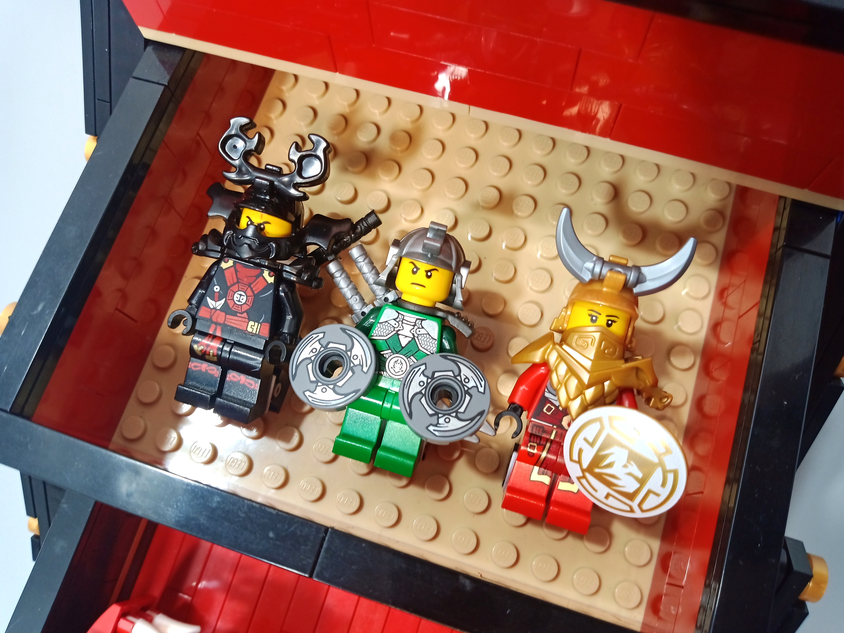 Adventure Box 4