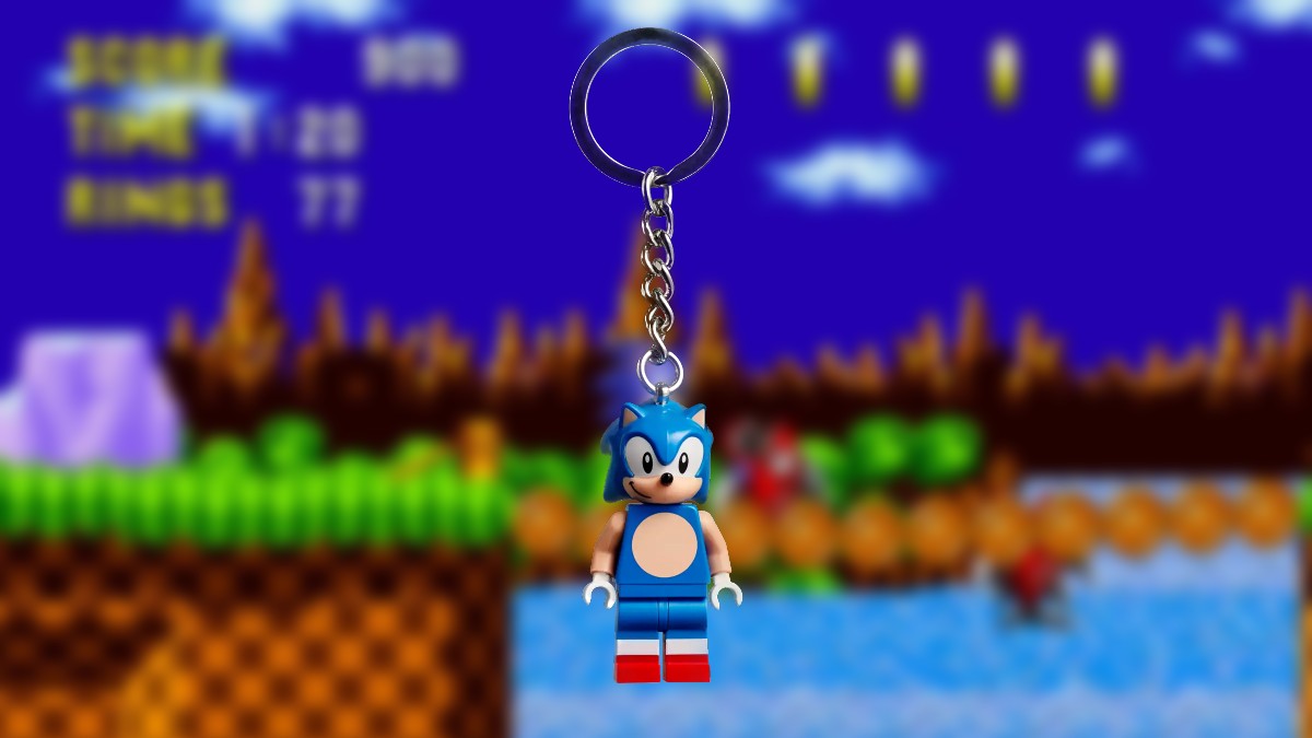 LEGO Sonic helps collect keys as well as rings