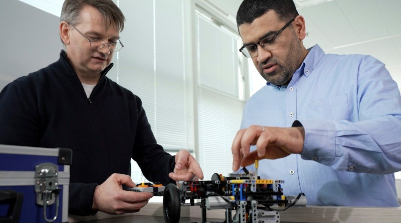 LEGO Technic helped develop a hybrid Renault engine