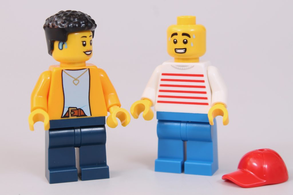 LEGO Icons 40681 Retro Food Truck review 16 1024x683