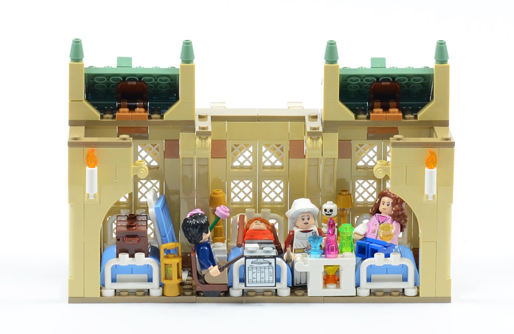 LEGO 76398 Hogwarts Hospital Wing review 5 1024x666