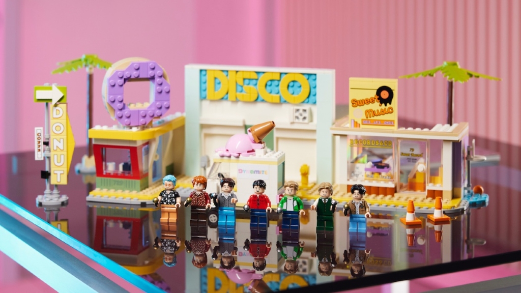 LEGO Ideas 21339 BTS Dynamite featured 2 1024x576