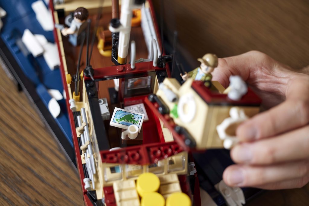 LEGO Ideas 21350 JAWS 14 1024x683
