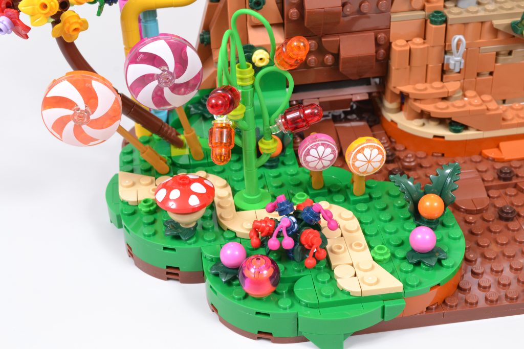 LEGO Ideas 21360 Willy Wonka the Chocolate Factory 32 1024x683