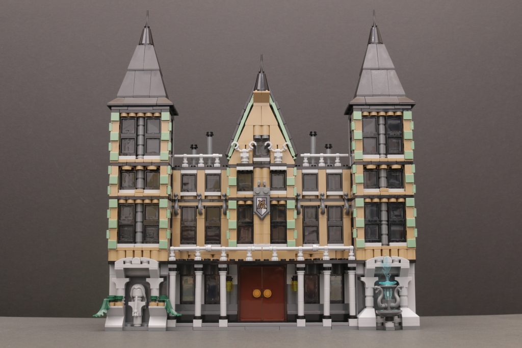 LEGO Harry Potter 76453 Malfoy Manor review 12 1024x683