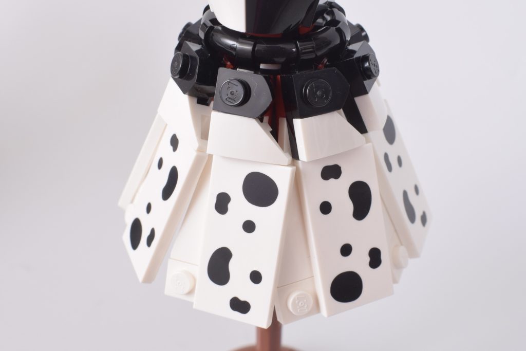 LEGO Disney 43262 Maleficents and Cruella De Vils Dresses review 11 1024x683