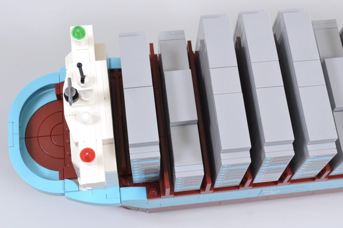 LEGO 40955 Maersk Dual Fuel Container Vessel 2 1200x800